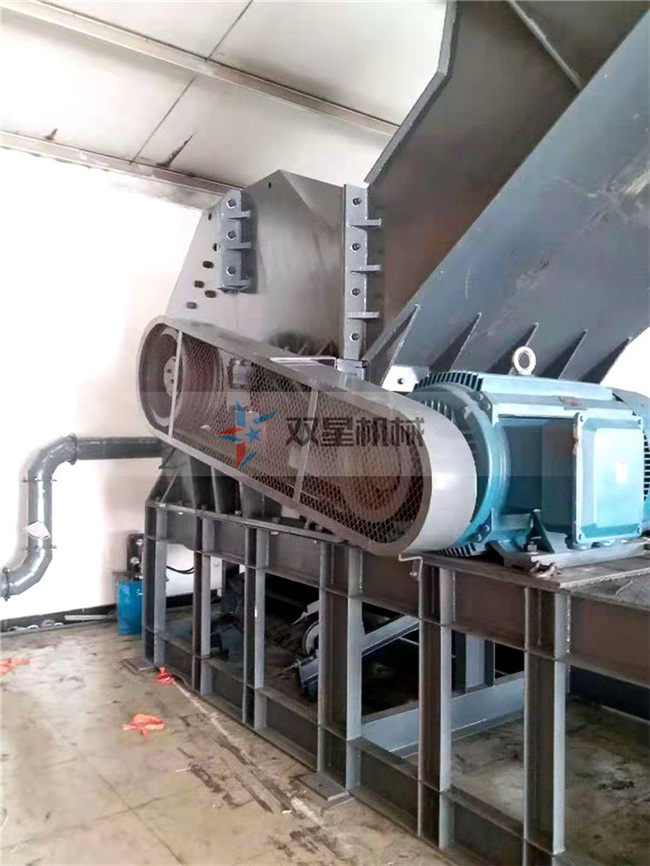 金屬破碎機